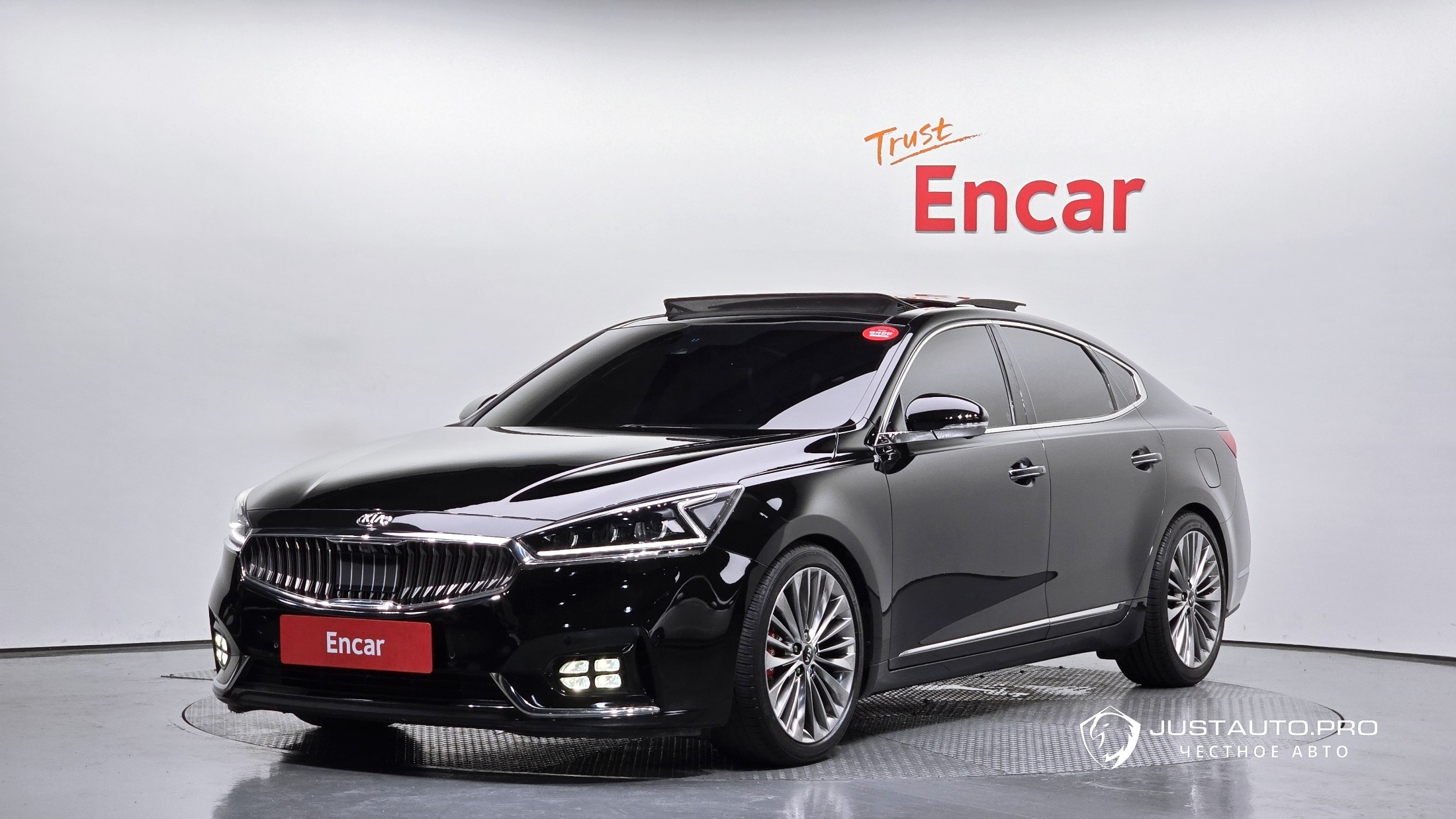 Автомобиль Kia K7