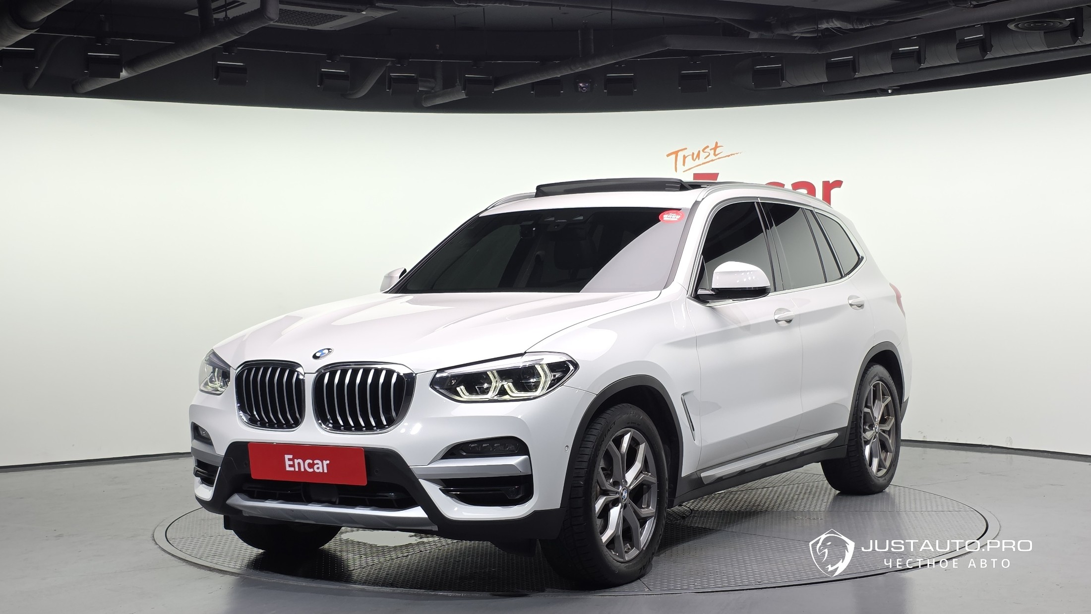 Автомобиль BMW X3