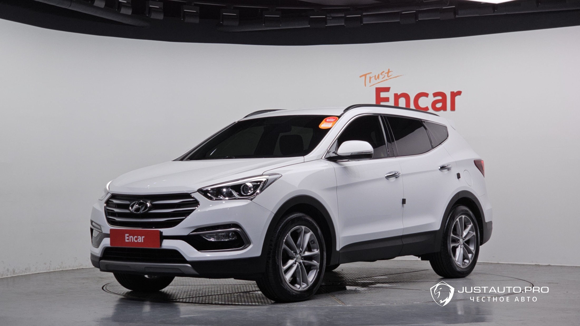 Автомобиль Hyundai Santafe