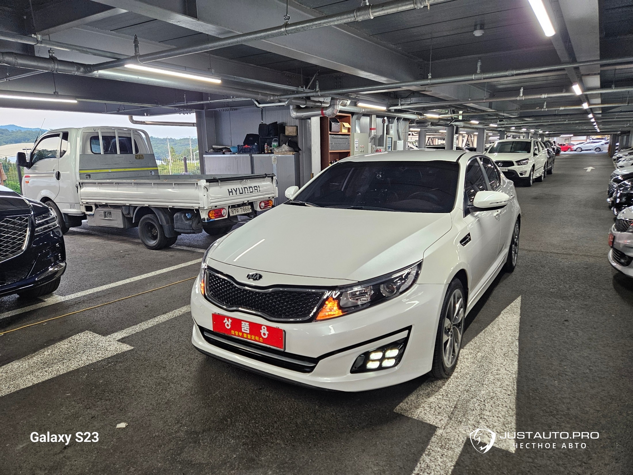 Автомобиль Kia K5