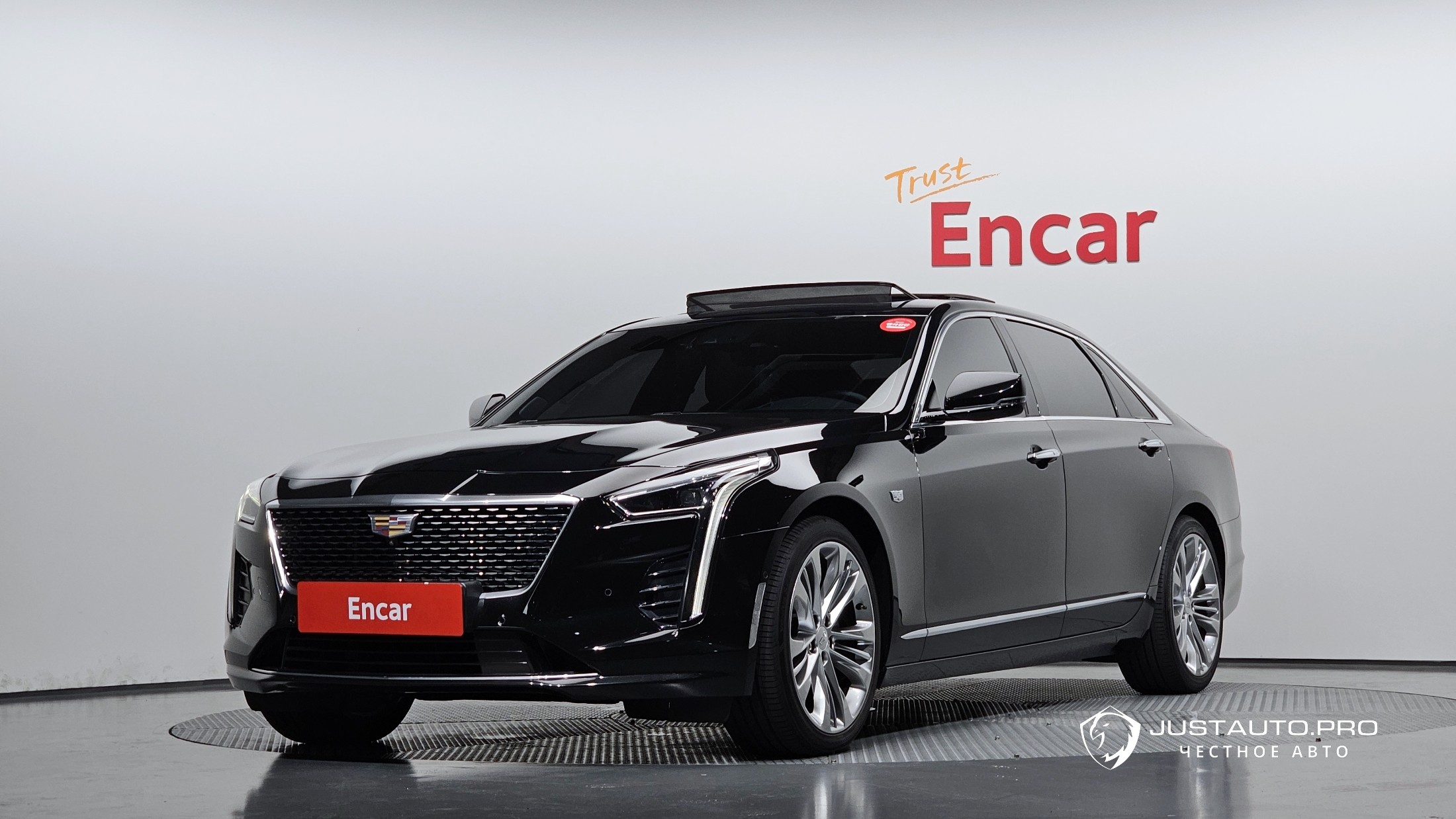 Автомобиль Cadillac CT6