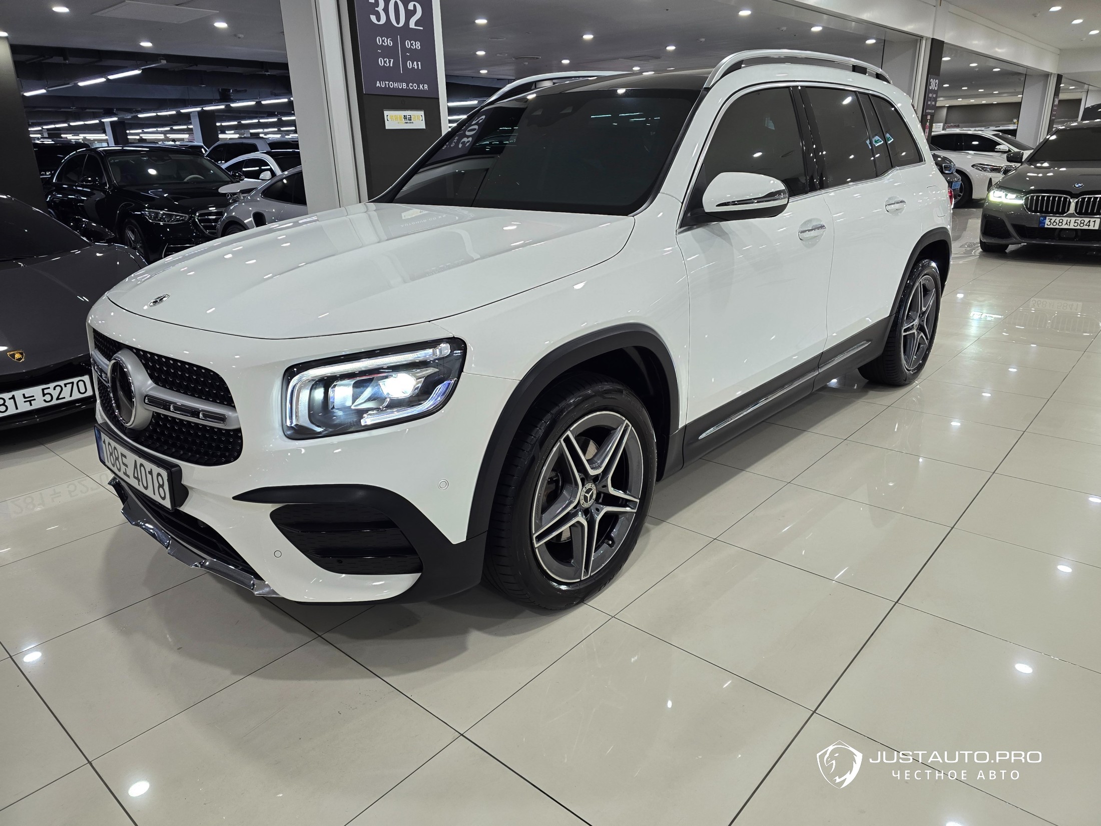 Автомобиль Mercedes-Benz GLB-Class