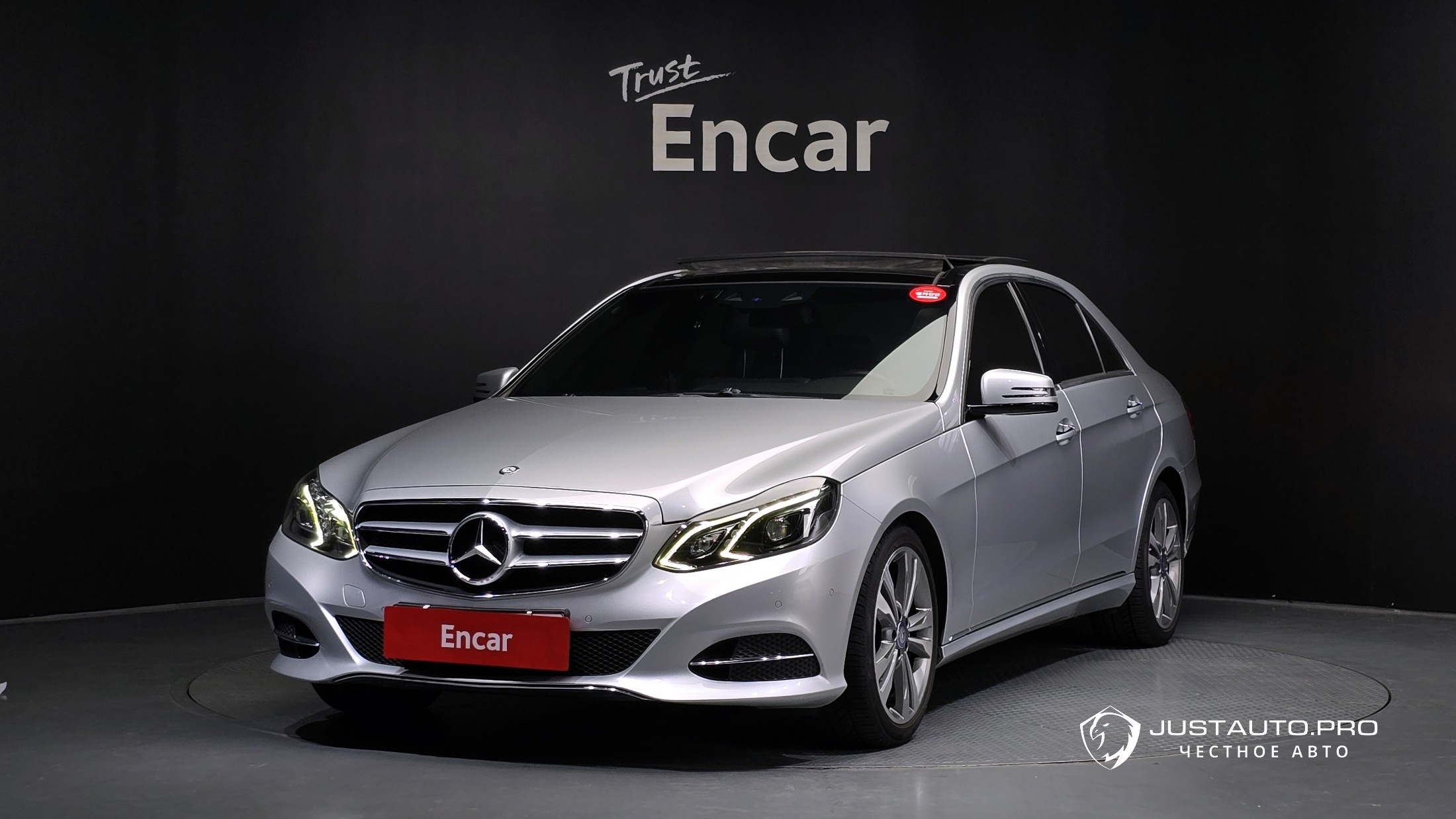 Автомобиль Mercedes-Benz E-Class