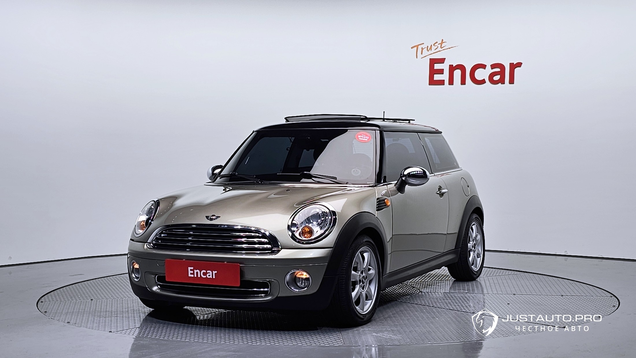 Автомобиль Mini Cooper