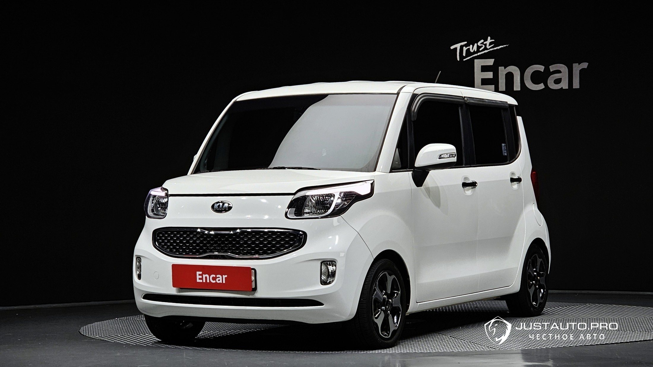 Автомобиль Kia RAY