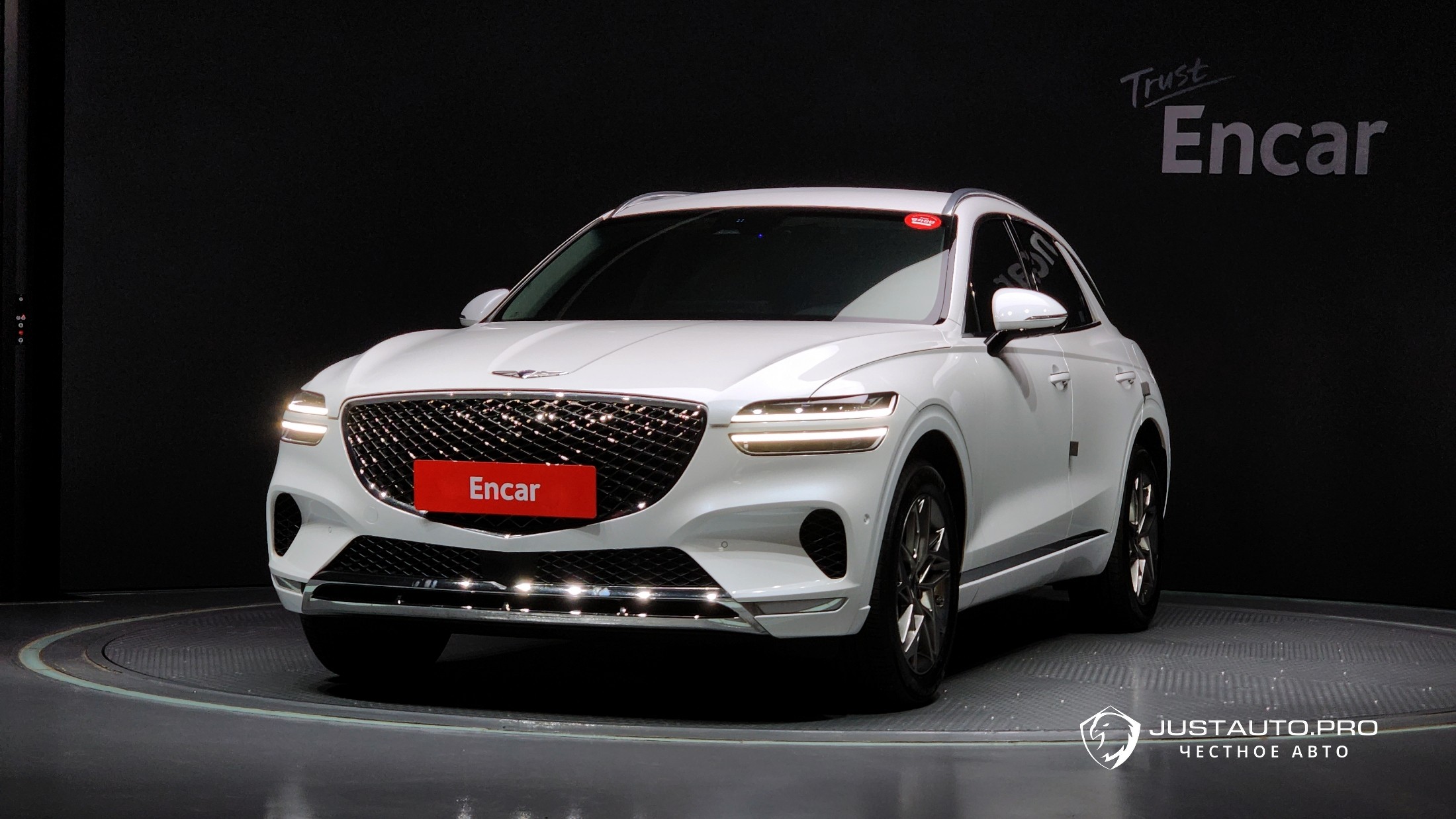 Автомобиль Genesis GV70