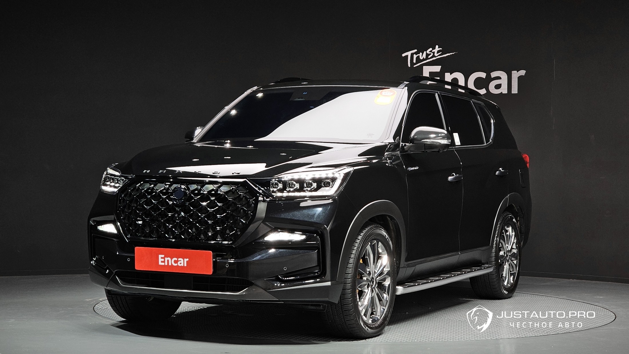 Автомобиль KG_Mobility_Ssangyong Rexton