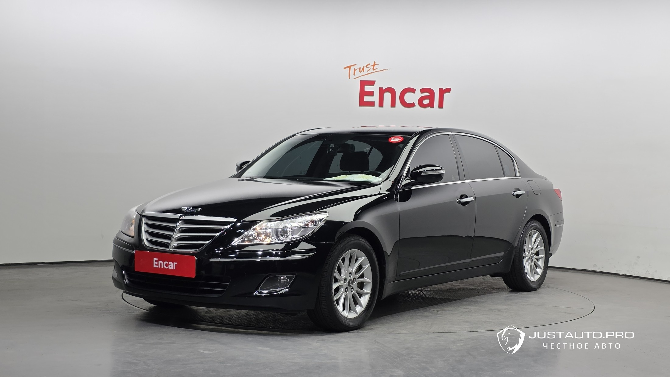 Автомобиль Hyundai Genesis