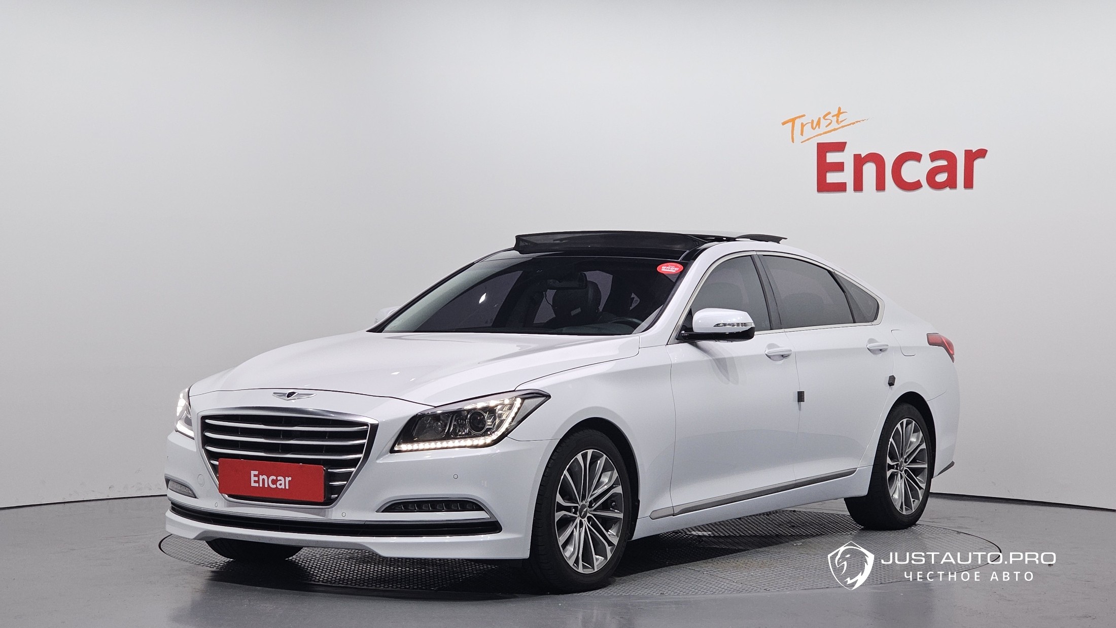 Автомобиль Hyundai Genesis