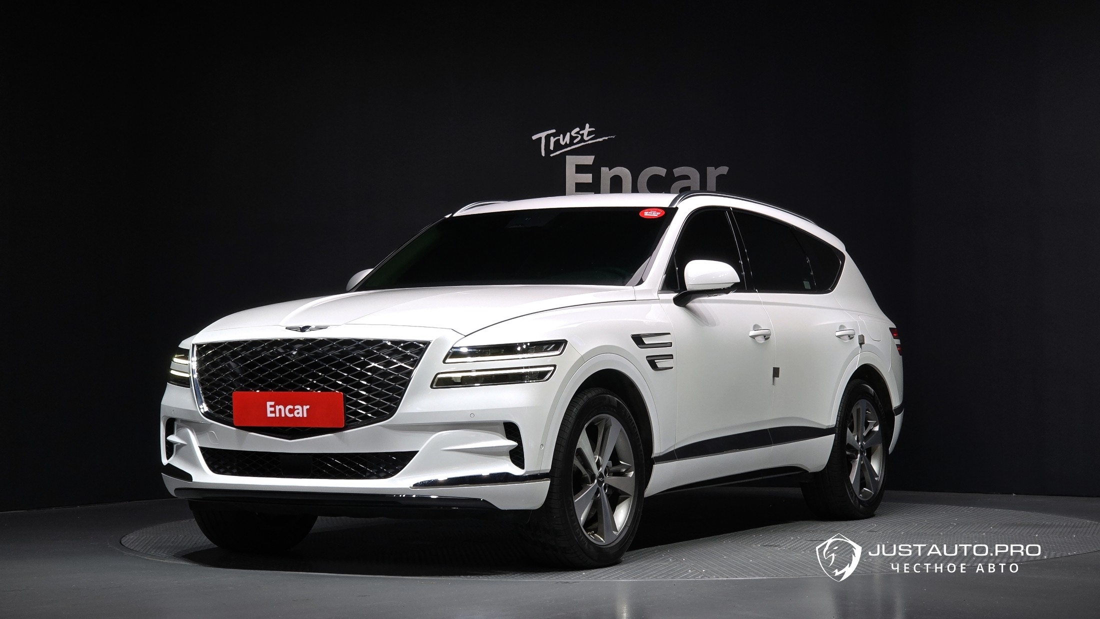 Автомобиль Genesis GV80