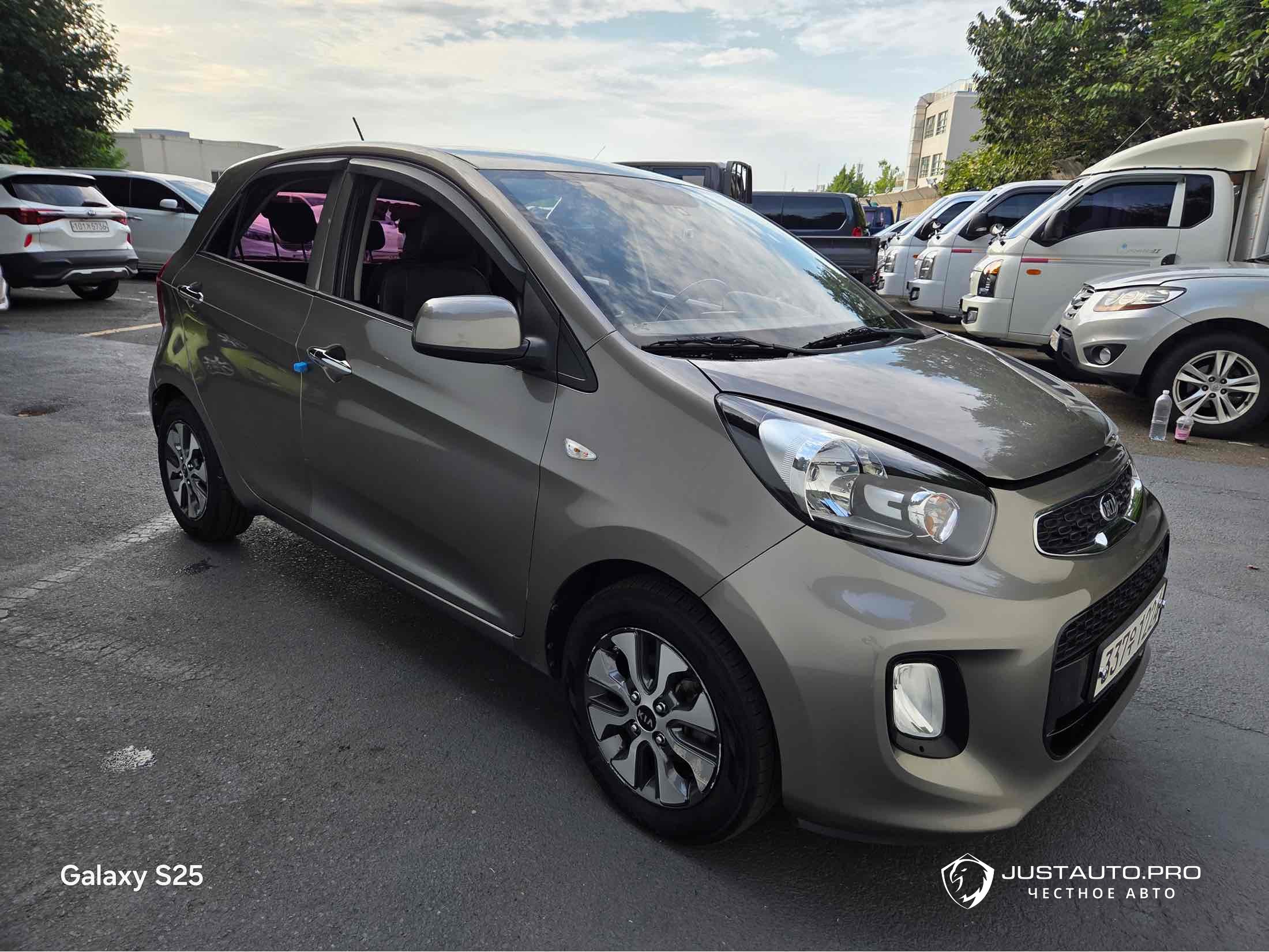 Автомобиль Kia morning