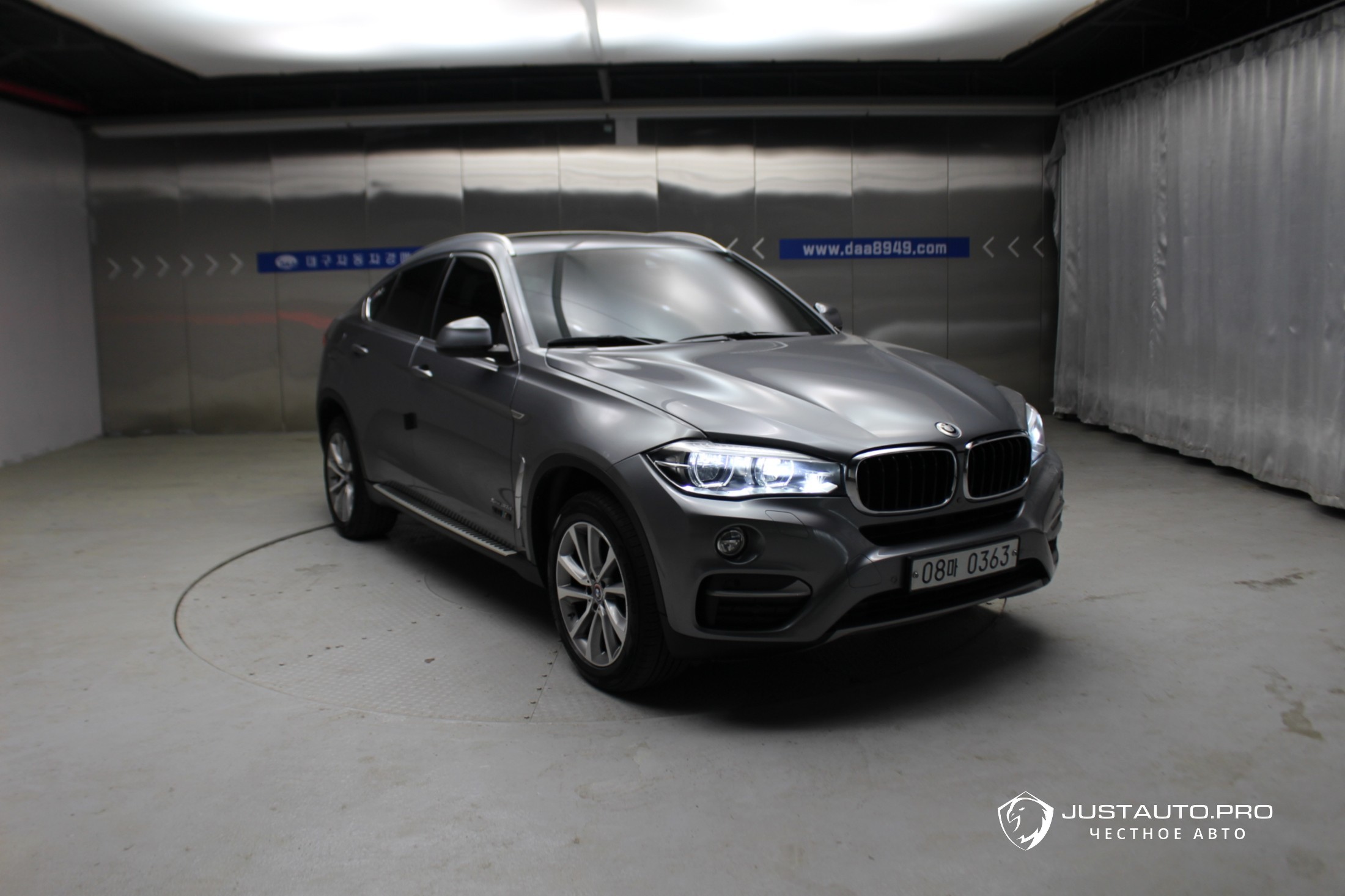 Автомобиль BMW X6