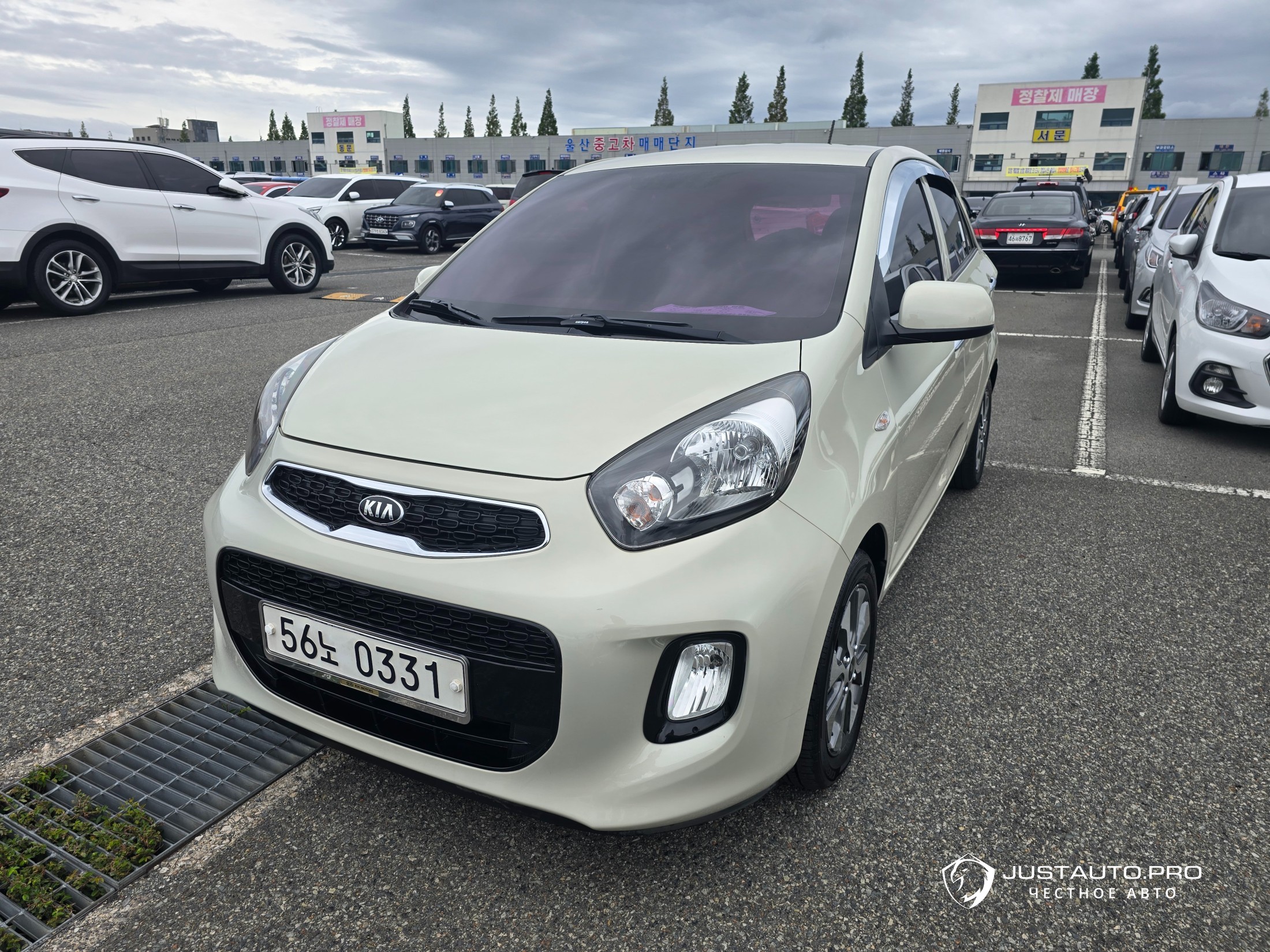 Автомобиль Kia morning