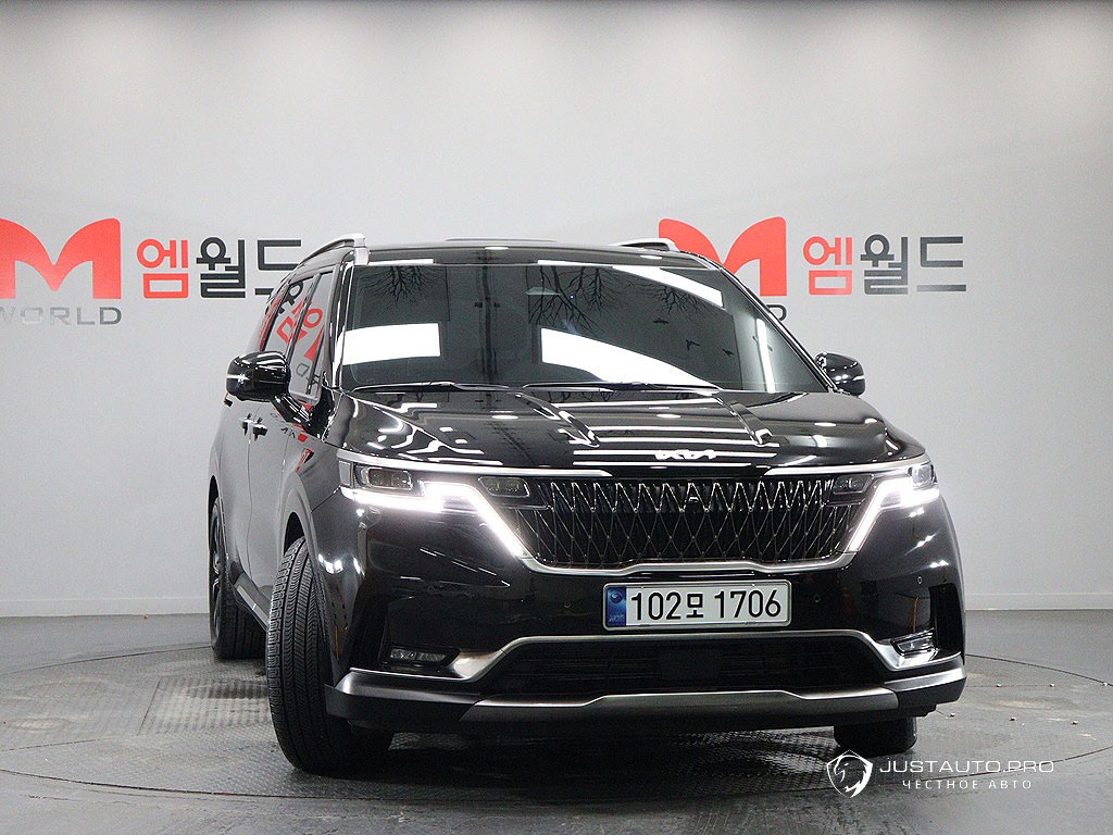 Автомобиль Kia Canival