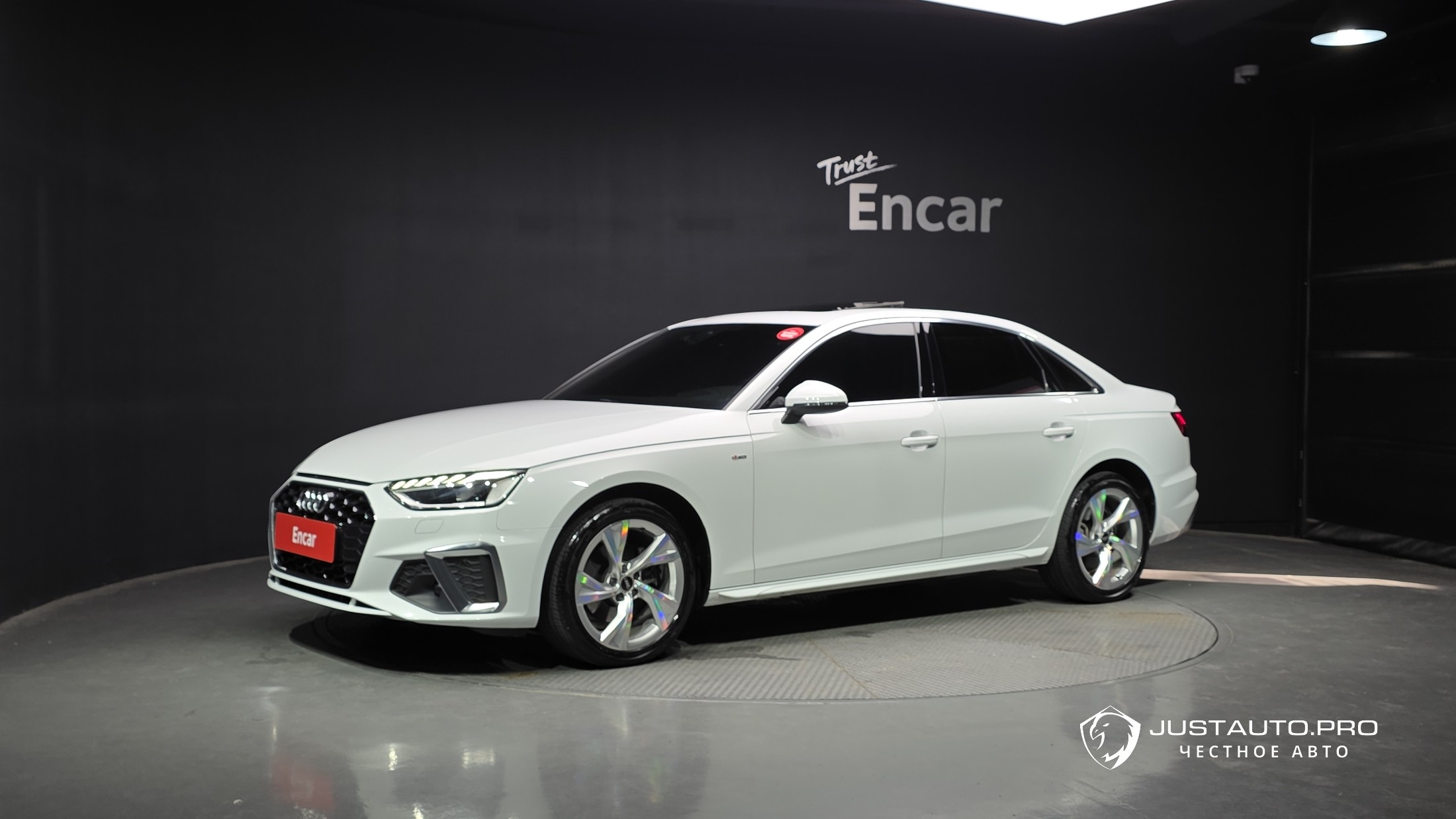 Автомобиль Audi A4