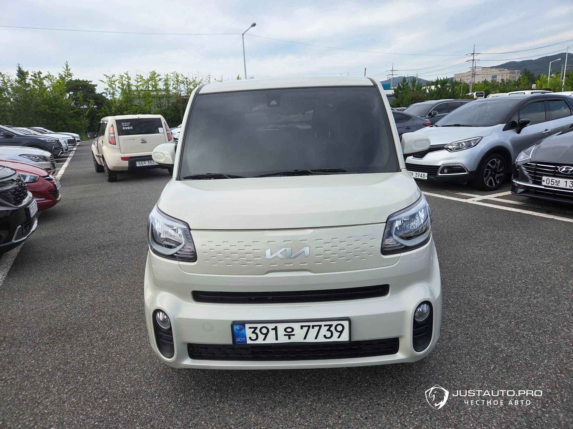 Автомобиль Kia RAY