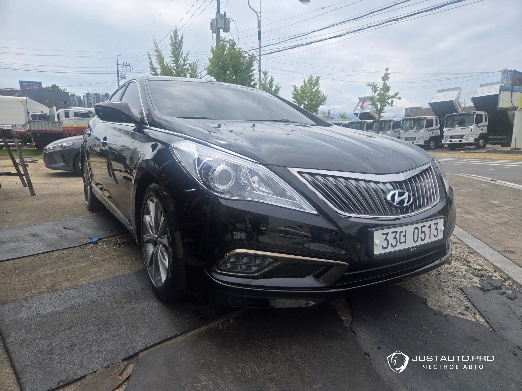 Автомобиль Hyundai Grandeur