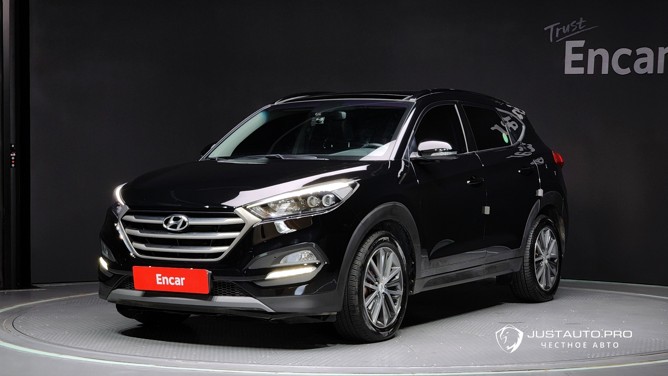 Автомобиль Hyundai Tucson