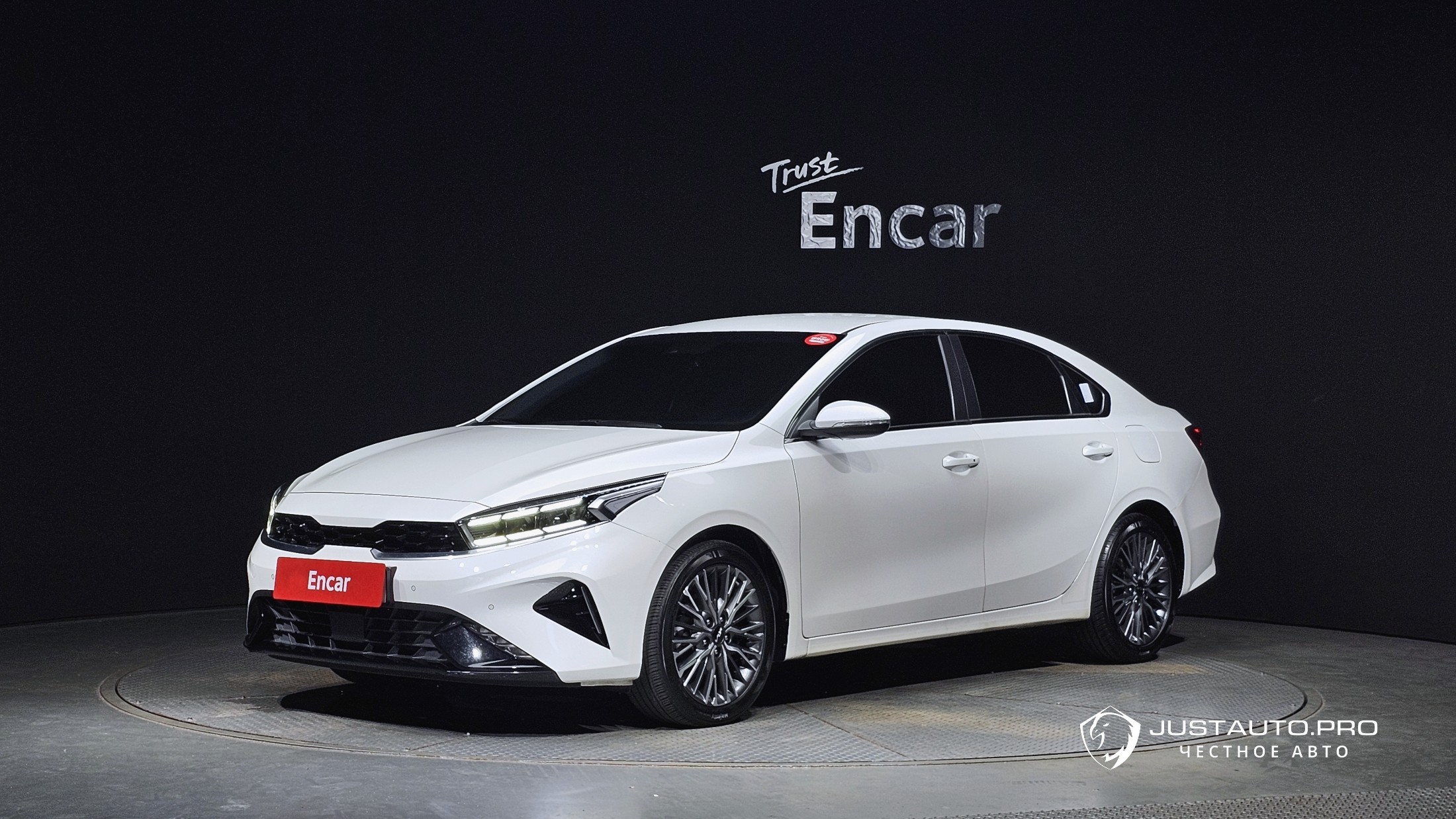 Автомобиль Kia K3