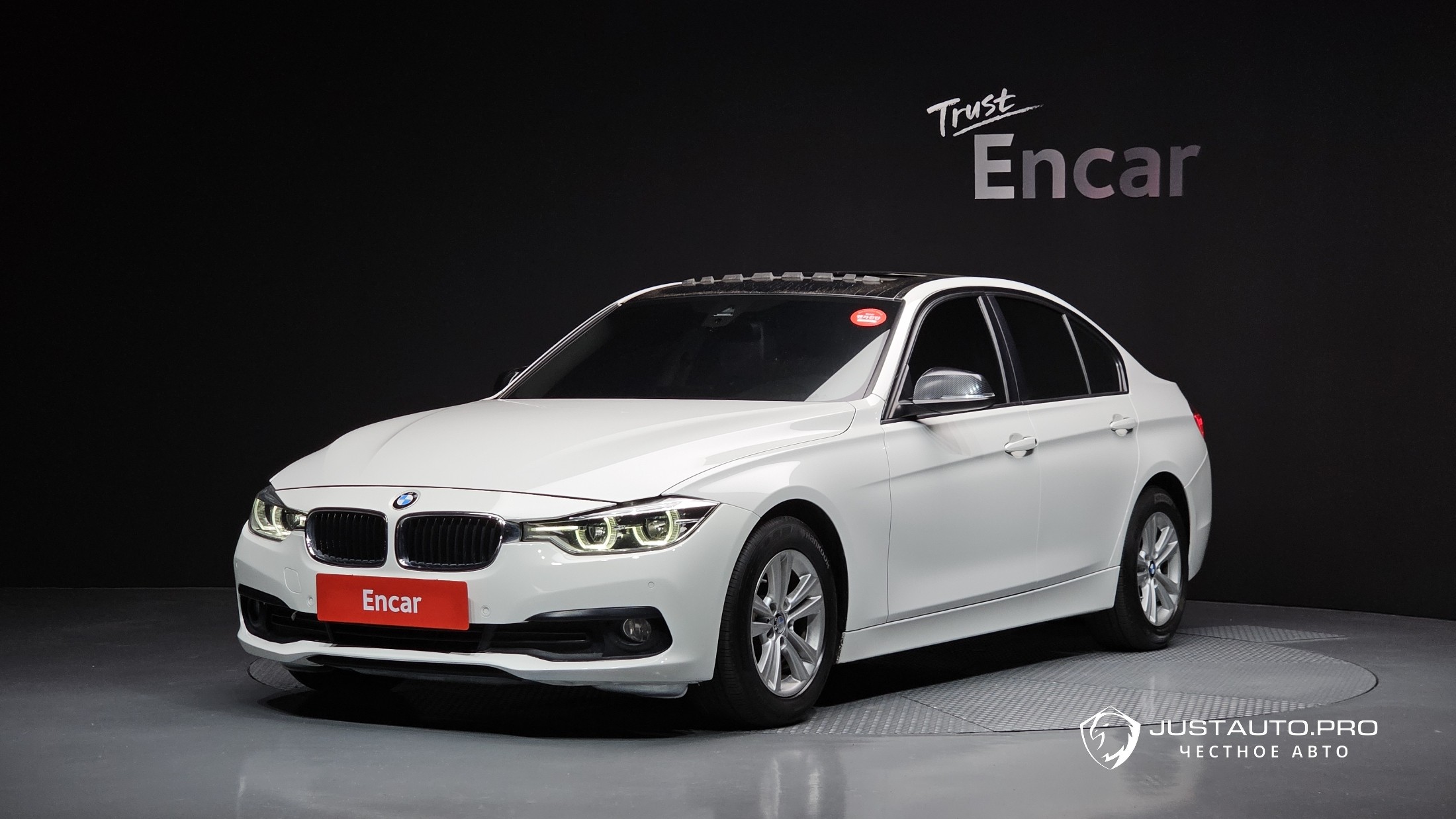 Автомобиль BMW 3-Series