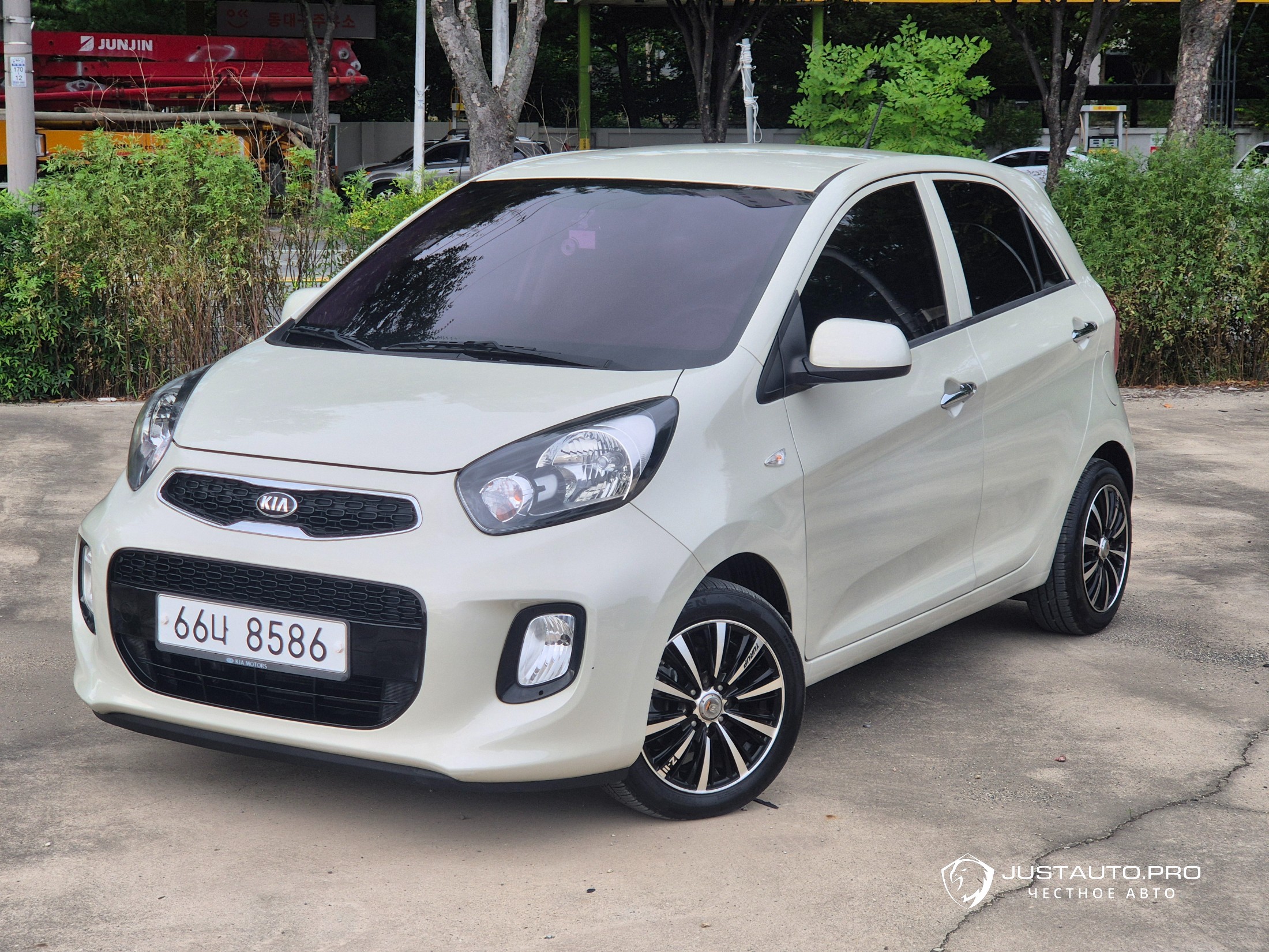 Автомобиль Kia morning