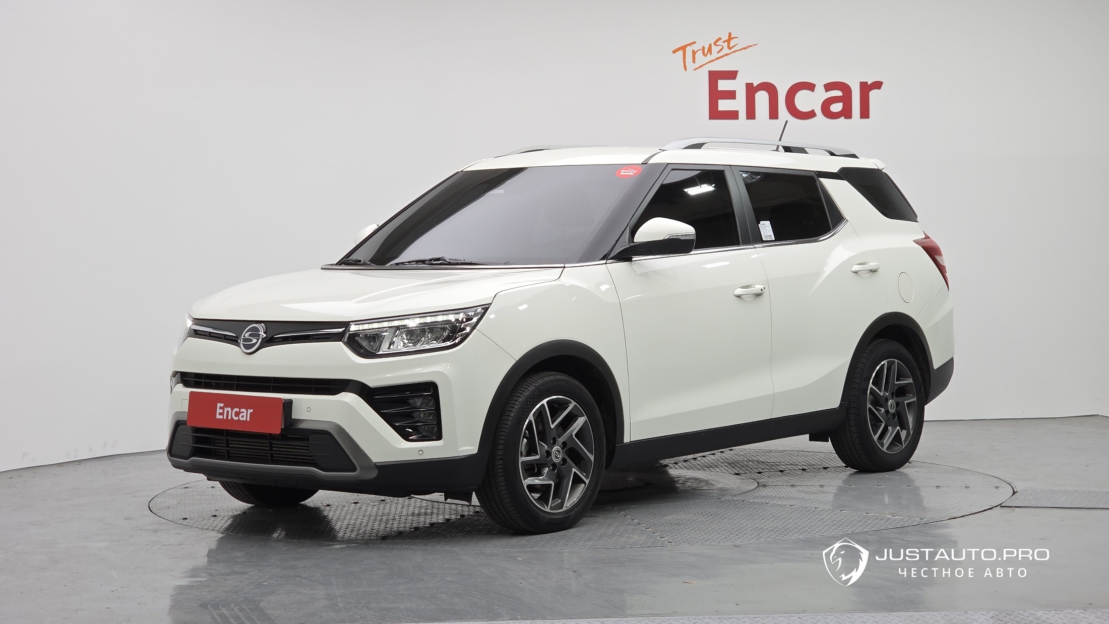 Автомобиль KG_Mobility_Ssangyong TIBOLI
