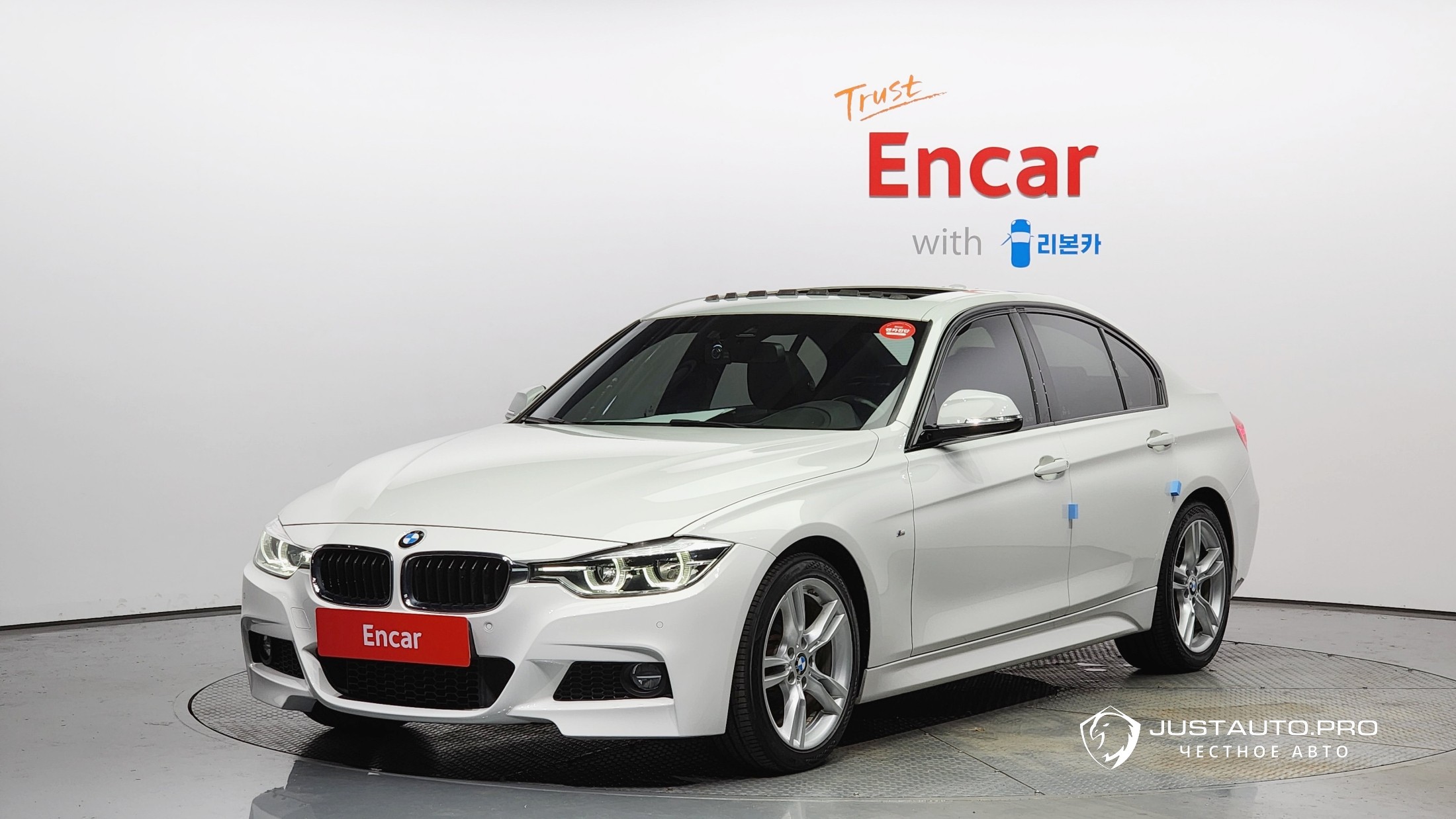 Автомобиль BMW 3-Series