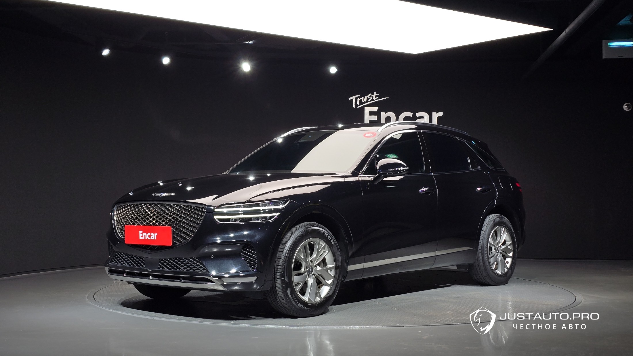 Автомобиль Genesis GV70