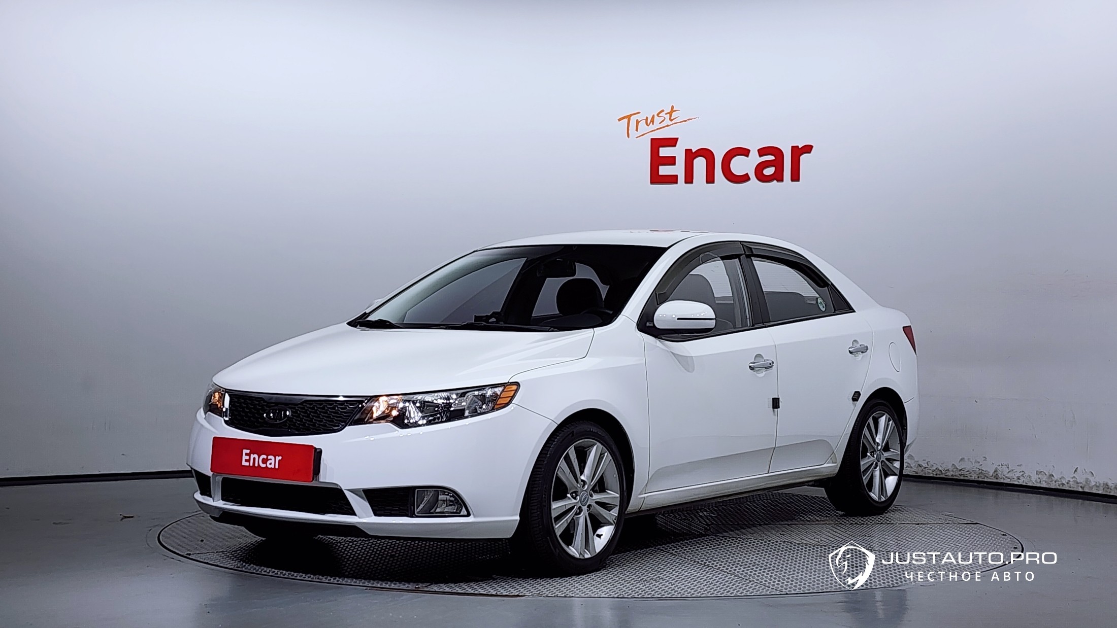 Автомобиль Kia Porte