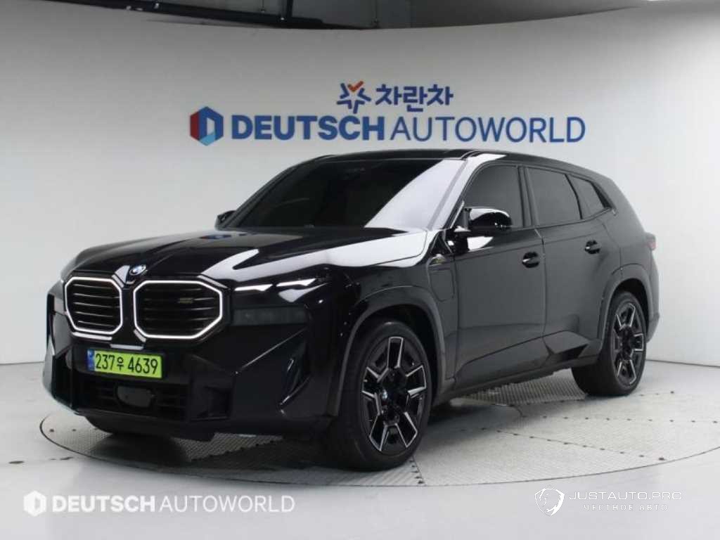 Автомобиль BMW XM