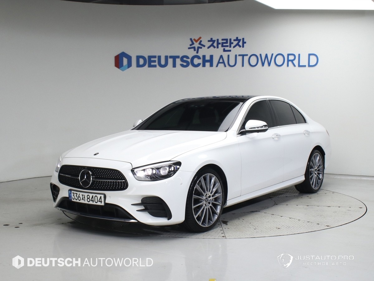 Автомобиль Mercedes-Benz E-Class