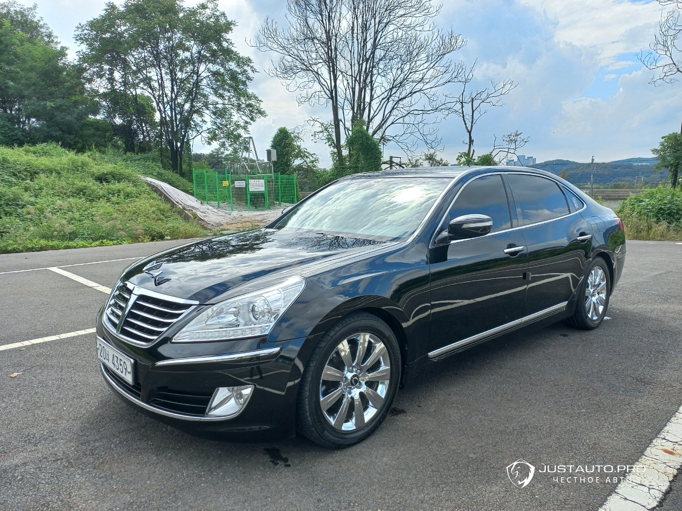 Автомобиль Hyundai Equus