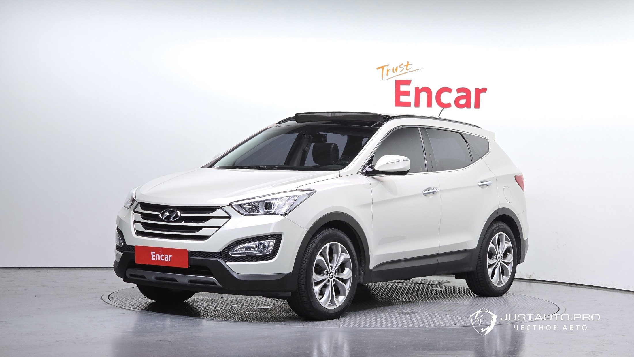 Автомобиль Hyundai Santafe