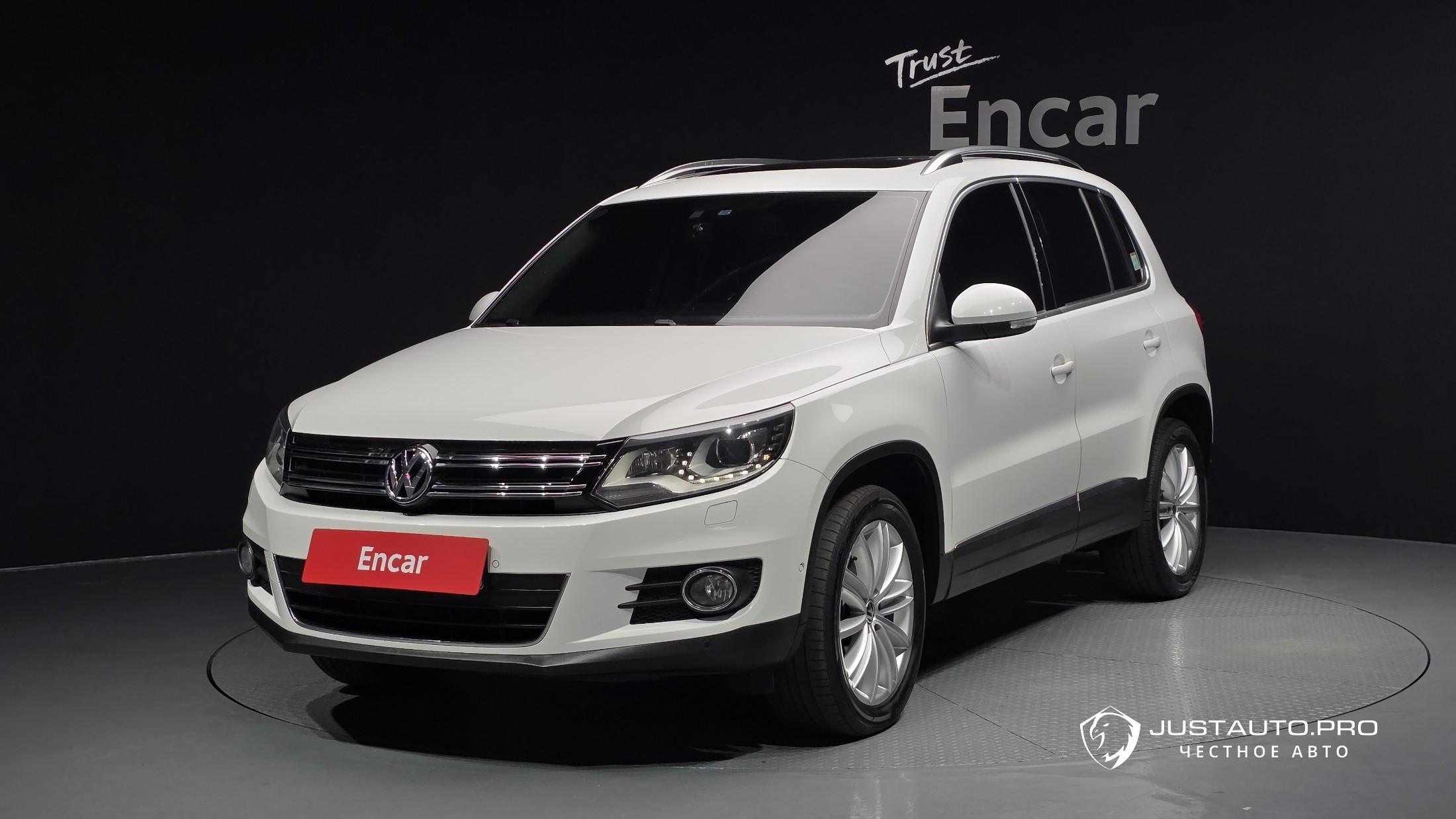 Автомобиль Volkswagen Tiguan