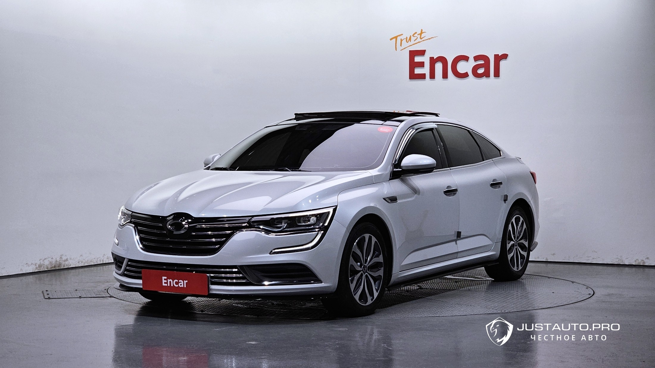 Автомобиль Renault-KoreaSamsung SM6