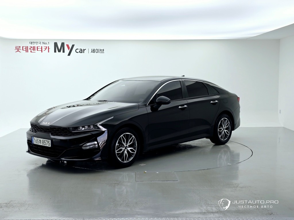 Автомобиль Kia K5