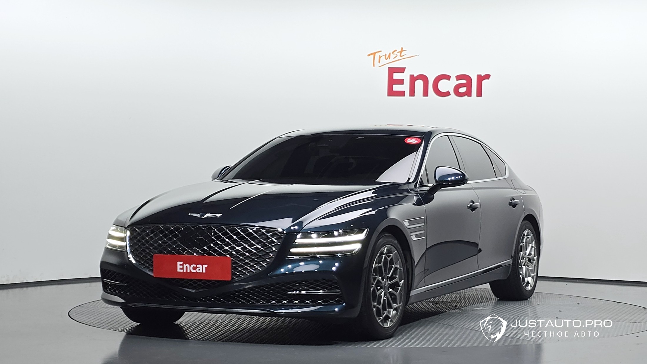 Автомобиль Genesis G80