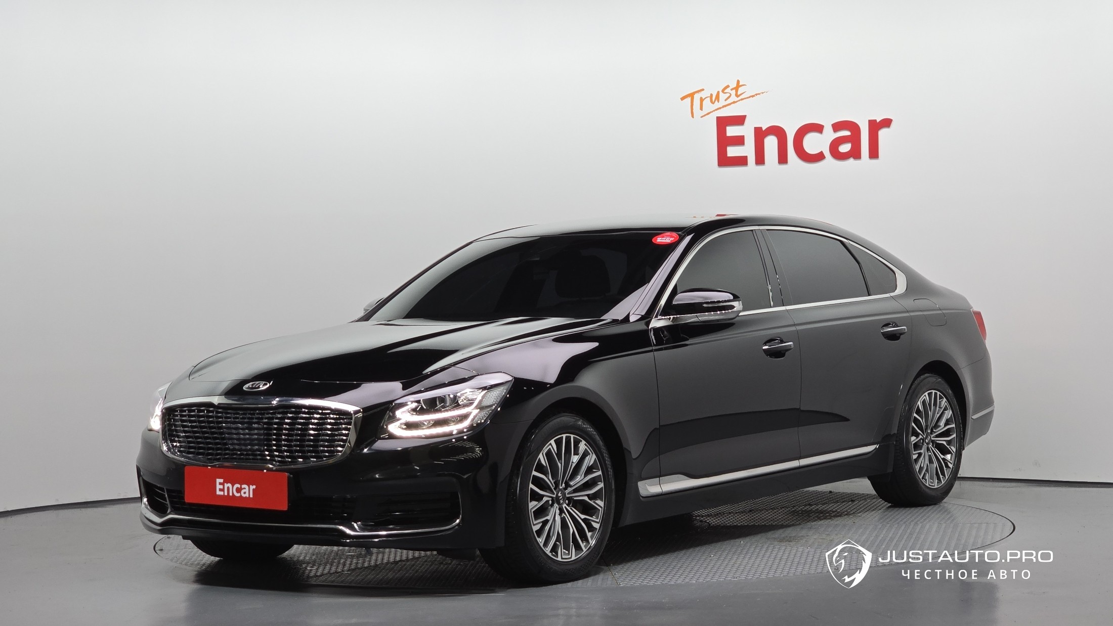 Автомобиль Kia K9