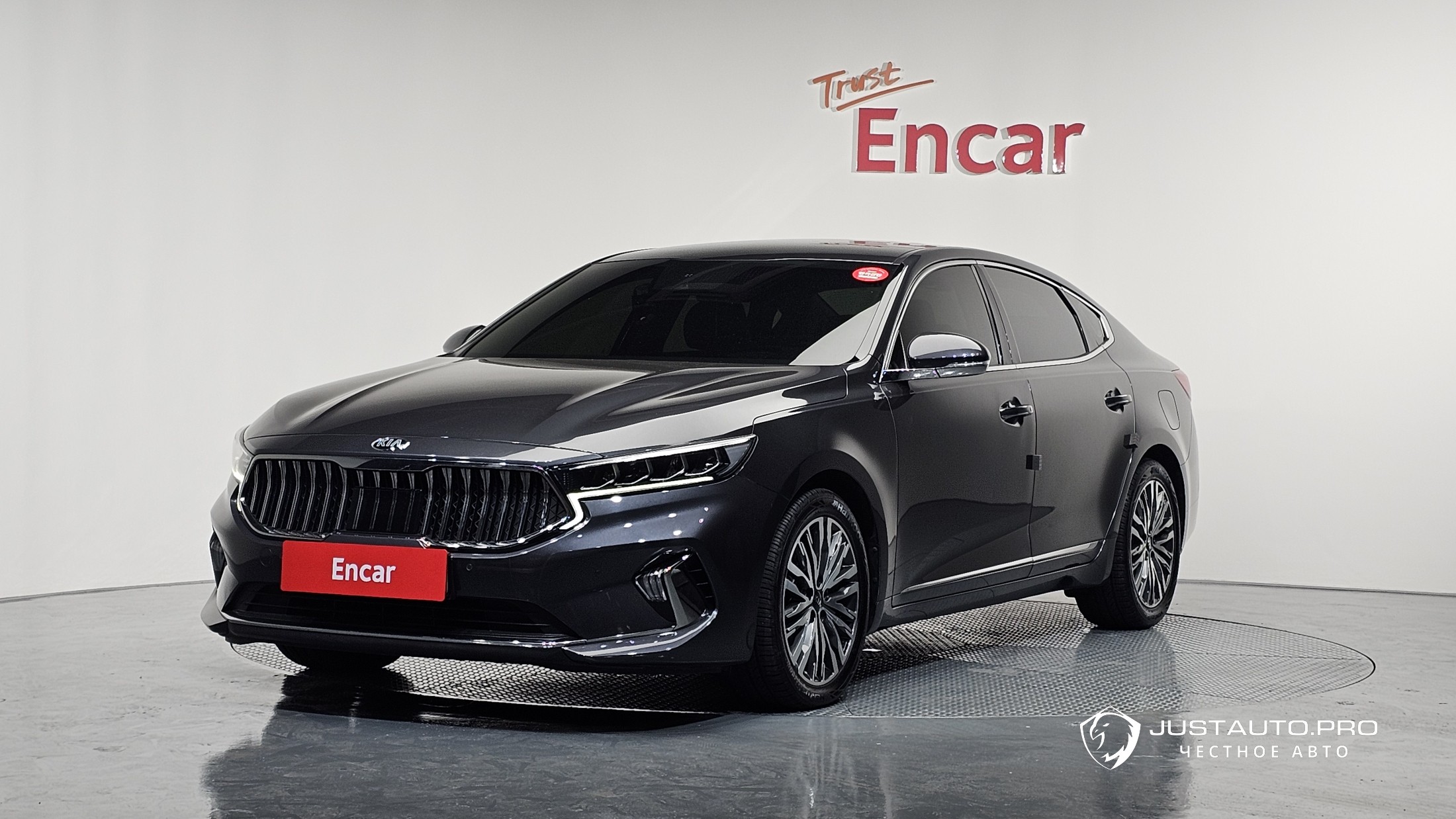 Автомобиль Kia K7