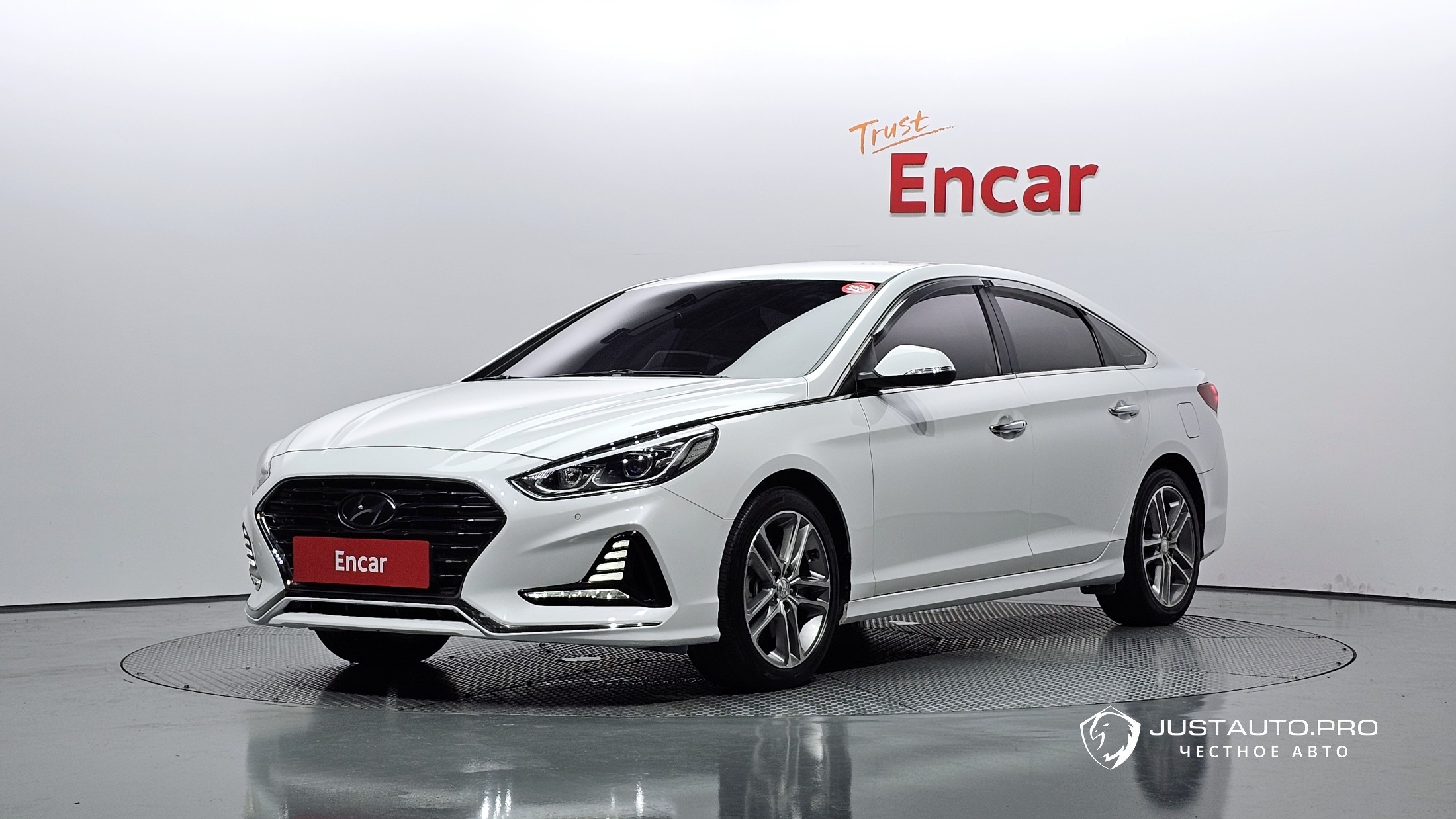 Автомобиль Hyundai Sonata