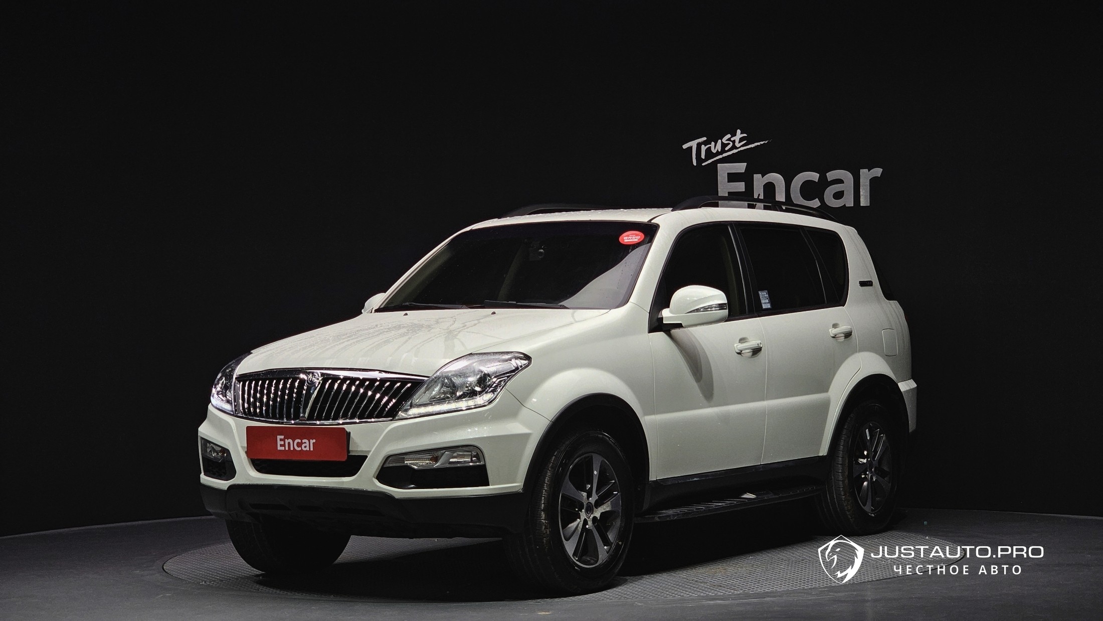 Автомобиль KG_Mobility_Ssangyong Rexton