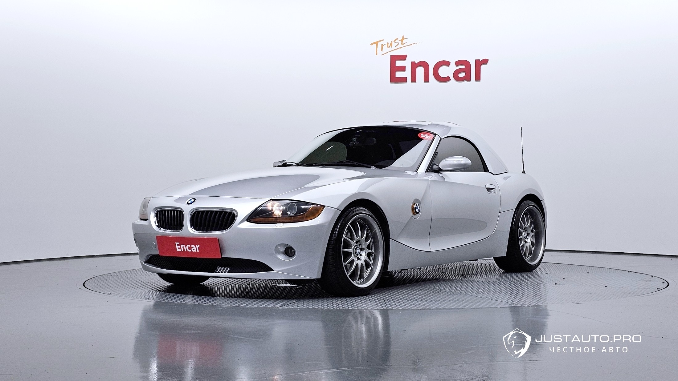 Автомобиль BMW Z4