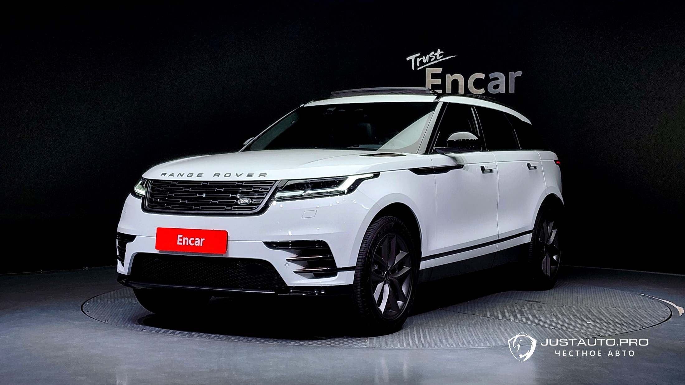 Автомобиль Land Rover Range Rover Velar