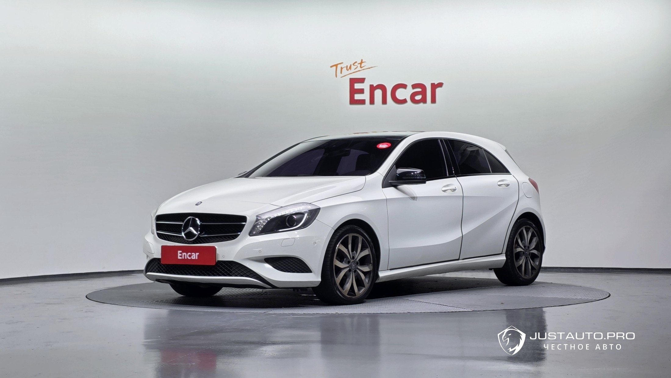Автомобиль Mercedes-Benz A-Class