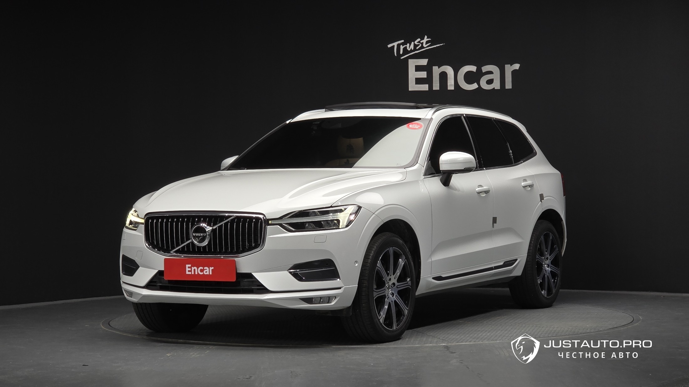 Автомобиль Volvo XC60