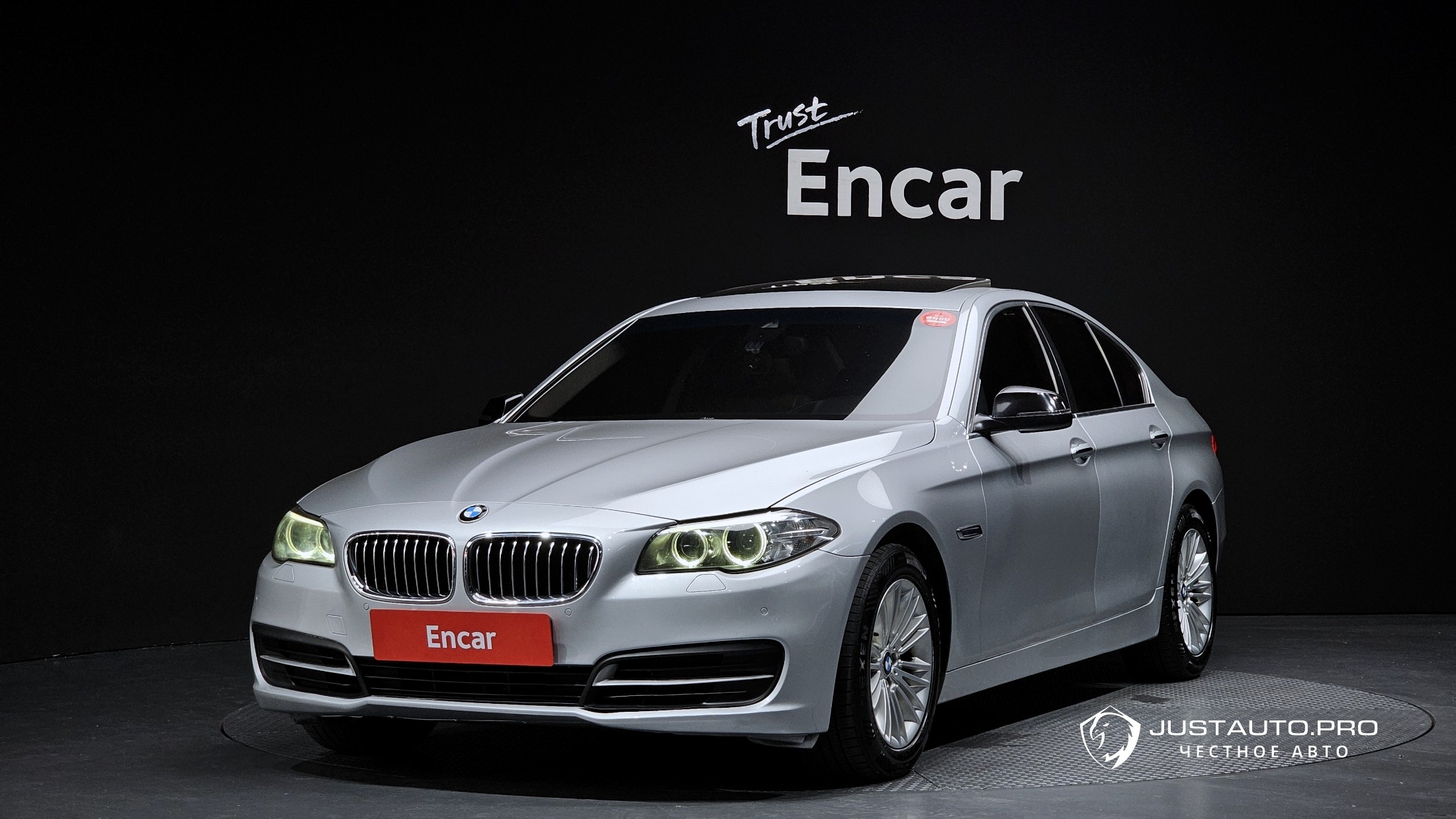 Автомобиль BMW 5-Series