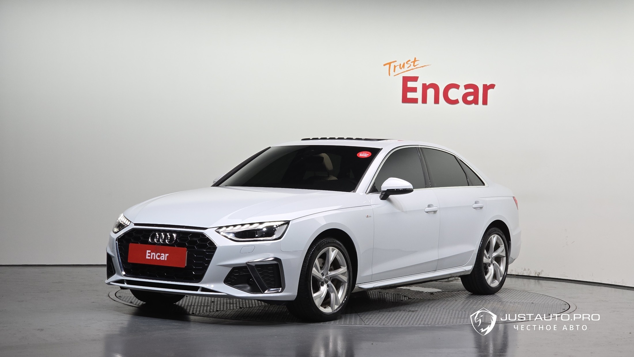 Автомобиль Audi A4