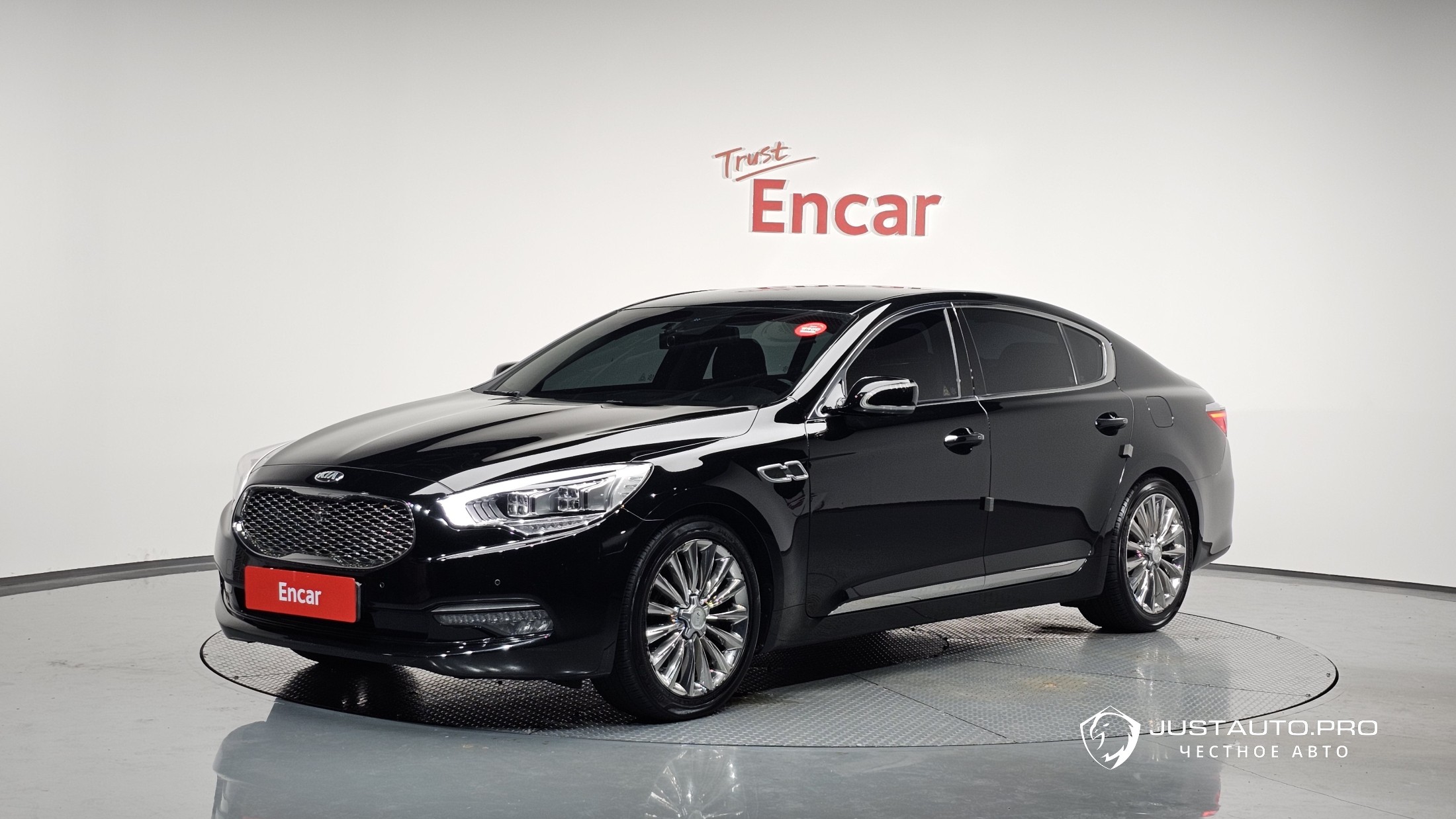 Автомобиль Kia K9