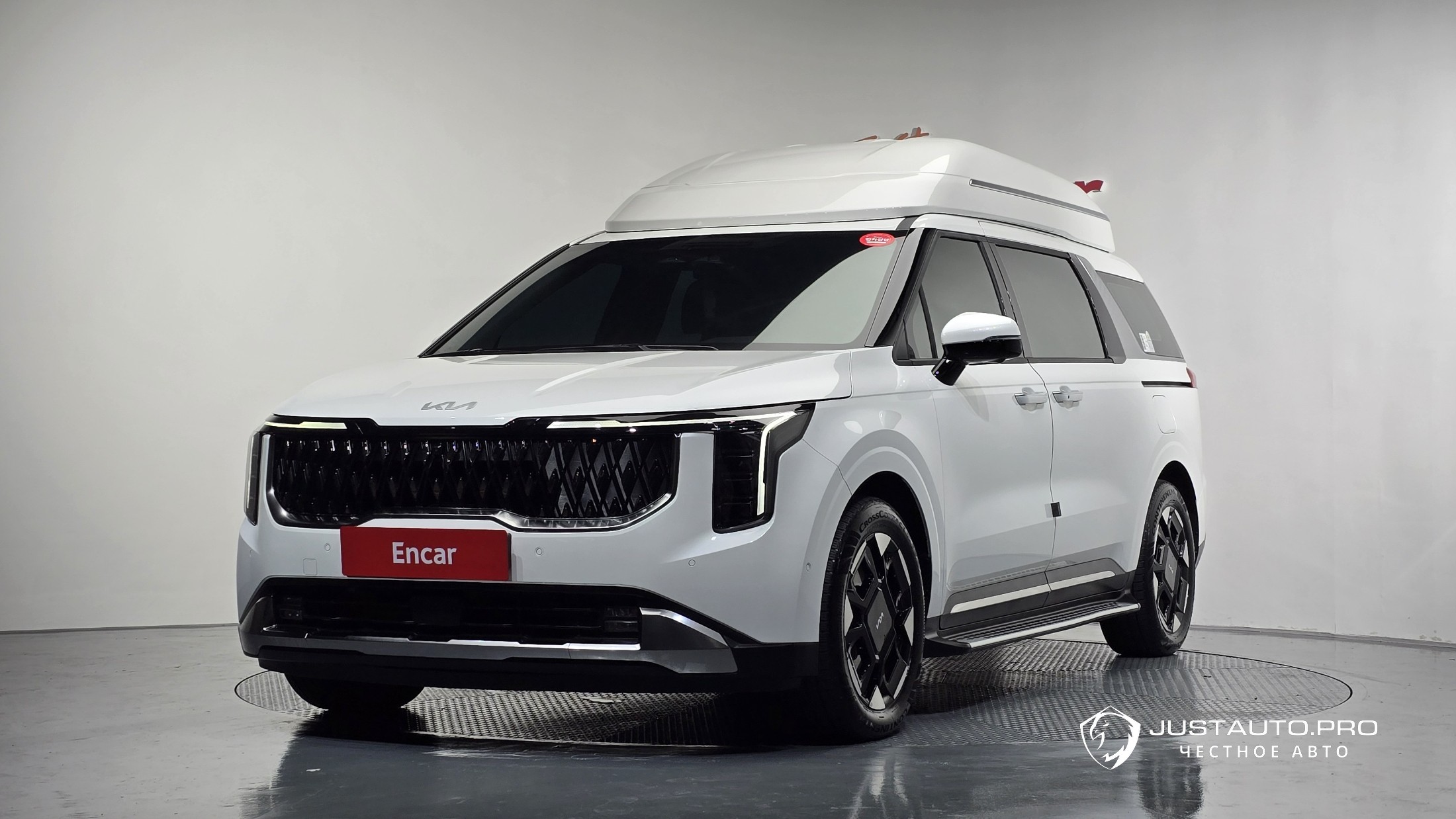 Автомобиль Kia Canival