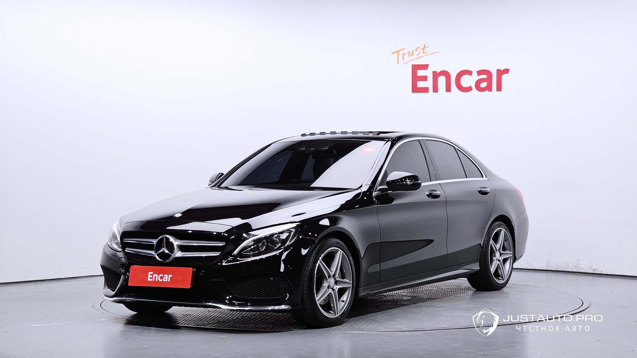 Автомобиль Mercedes-Benz C-Class